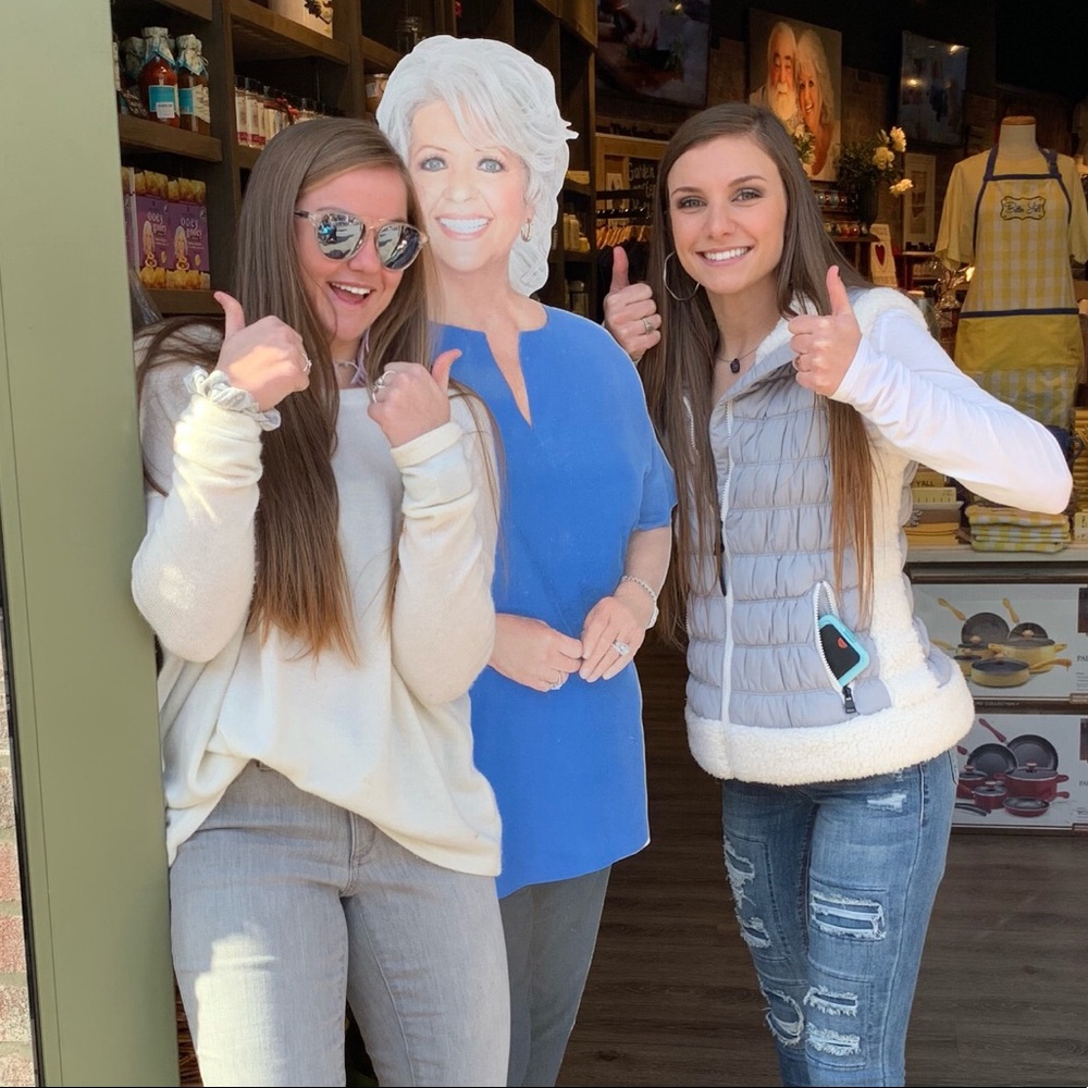 Meet your Posher, Josie